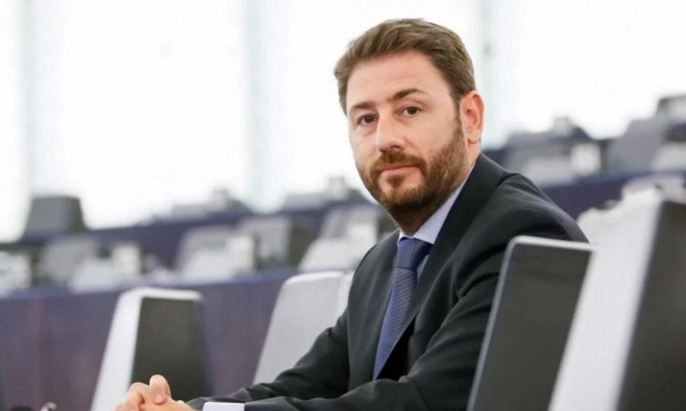 Εκλογές ΚΙΝΑΛ – Νίκος Ανδρουλάκης: Η φυγή προς τα εμπρός, οι ευρωπαϊκοί πόροι, η νέα γενιά